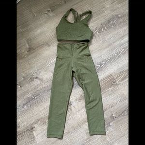 Old Navy Active Elevate Workout Set - Olive Green Leopard
